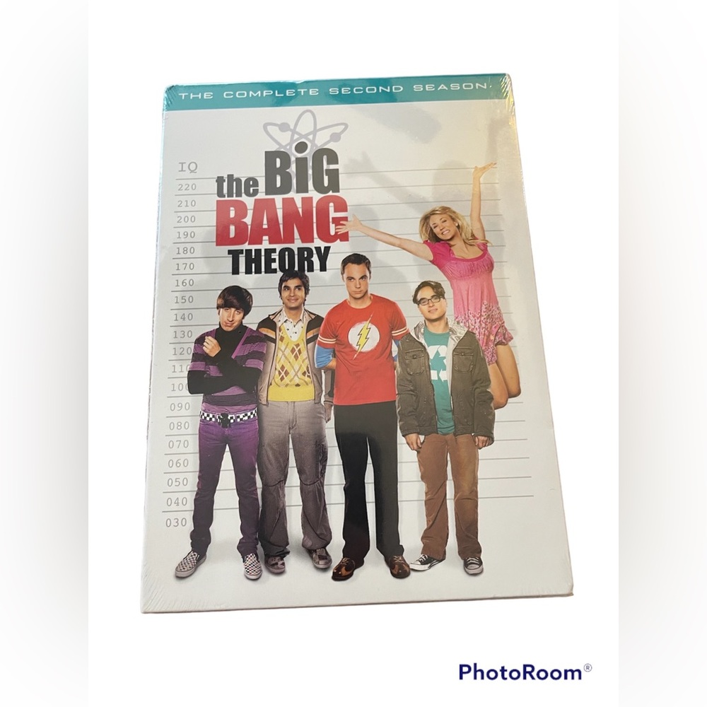 2/ $15 🔵 Big Bang Theory season 2